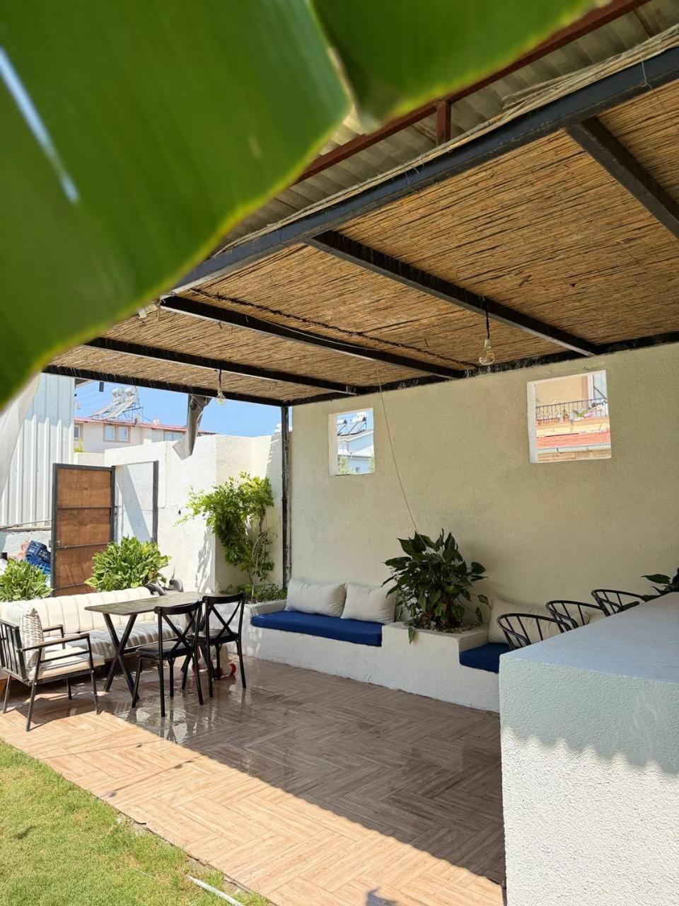 Aden Apartment *